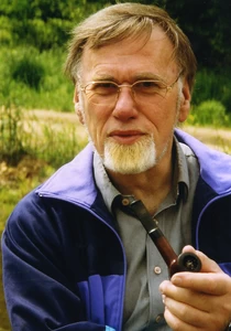 Author: Jürgen-Bernd Runge