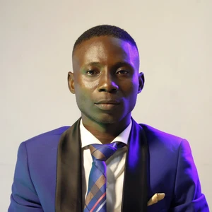 Auteur: Bababo Ikuemonisan