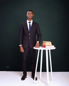 Autor: Vincent Amurono